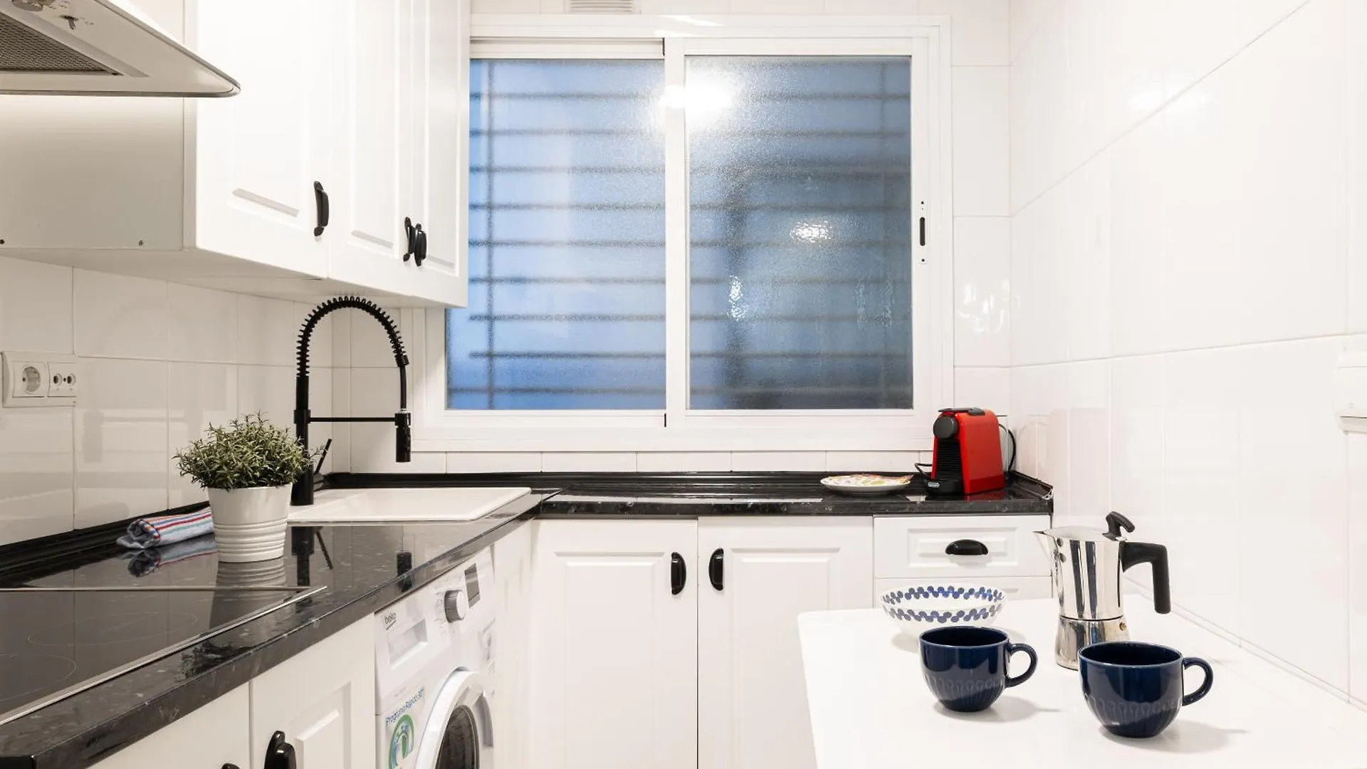 Holidays2Malaga Eduardo Ocon Quiet&High Speed Wifi Apartment Malaga