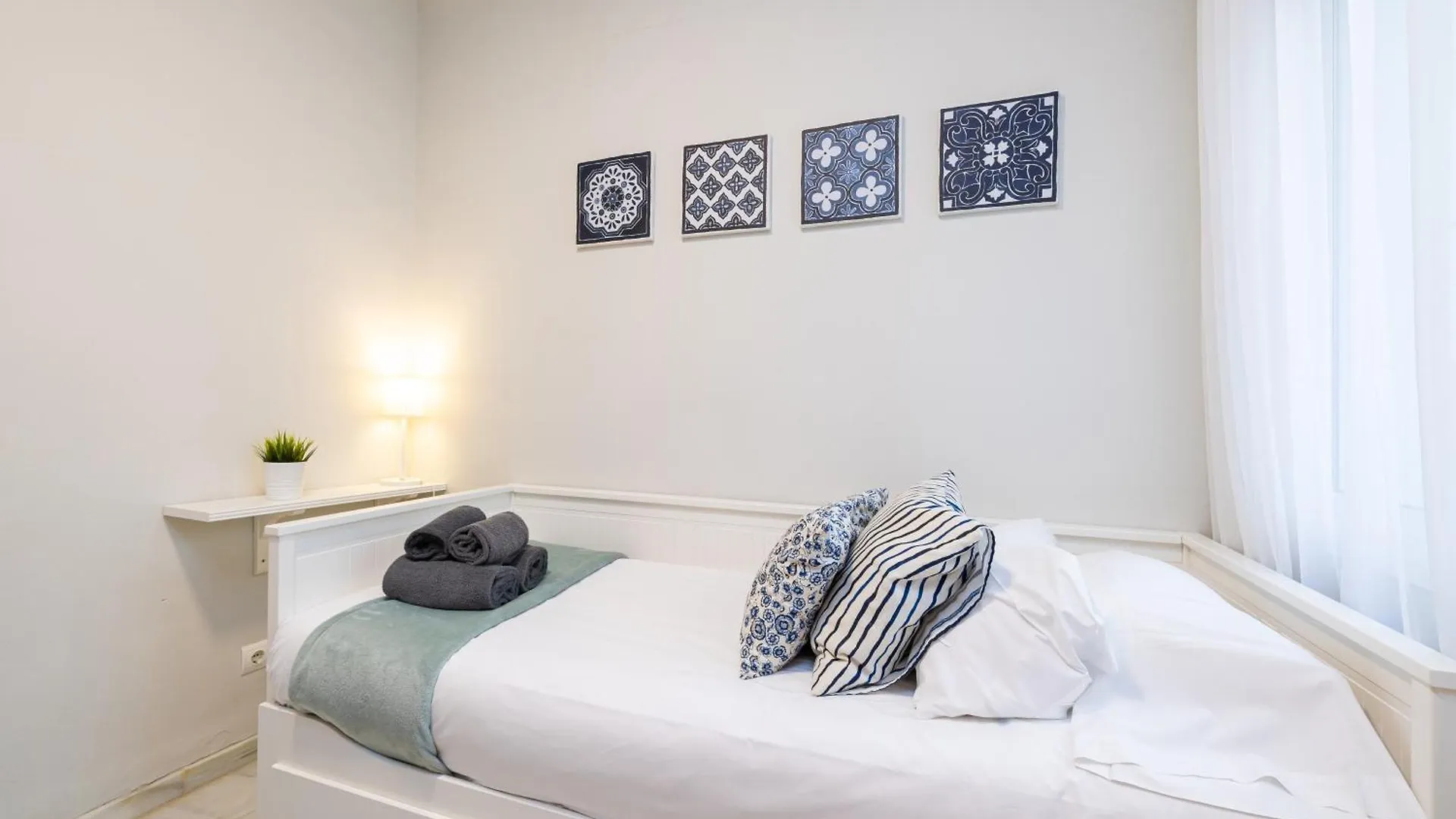 Holidays2Malaga Eduardo Ocon Quiet&High Speed Wifi Malaga